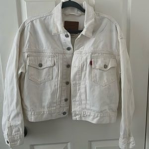 Cream white Levi’s Jean jacket